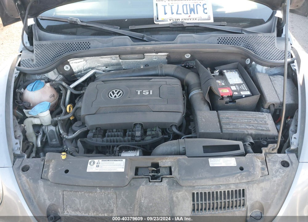 2015 VOLKSWAGEN BEETLE 1.8T VIN: 3VWJ17AT1FM625397