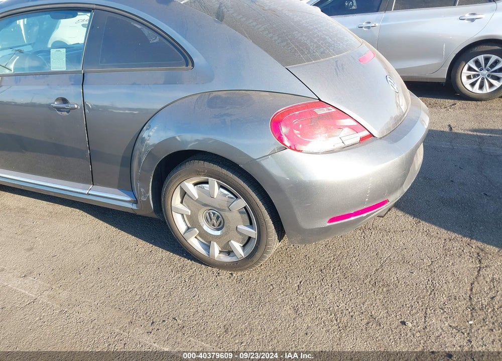 2015 VOLKSWAGEN BEETLE 1.8T VIN: 3VWJ17AT1FM625397