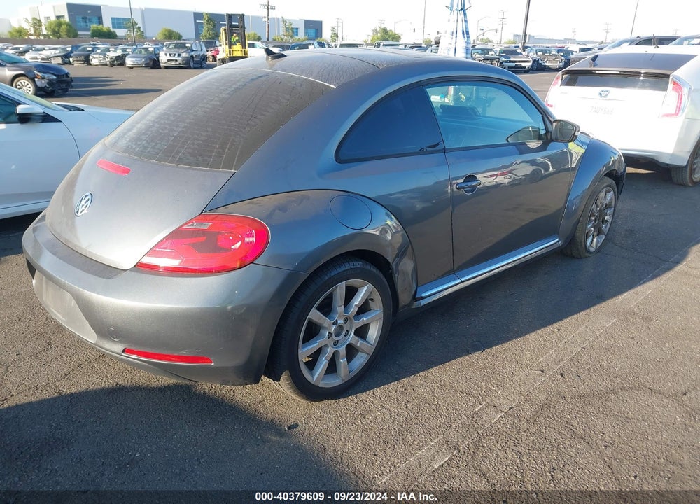 2015 VOLKSWAGEN BEETLE 1.8T VIN: 3VWJ17AT1FM625397