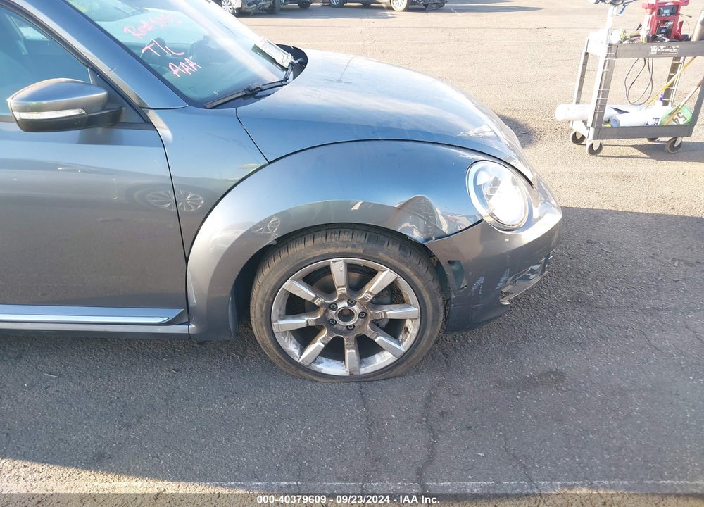 2015 VOLKSWAGEN BEETLE 1.8T VIN: 3VWJ17AT1FM625397
