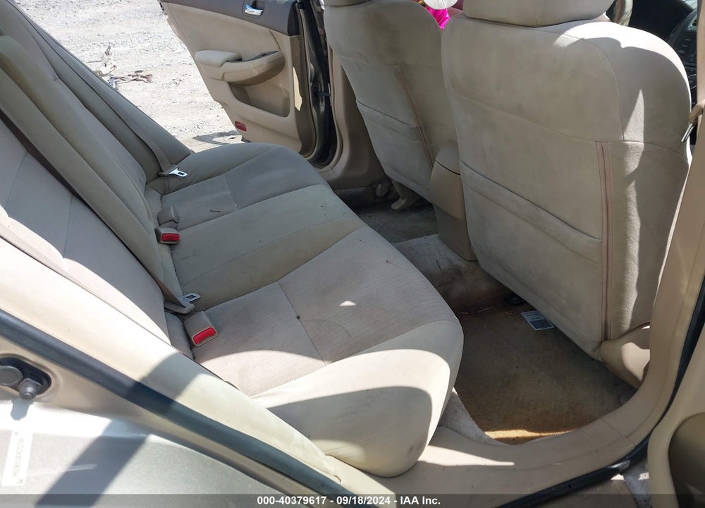 2004 HONDA ACCORD 2.4 LX VIN: 3HGCM563X4G702748