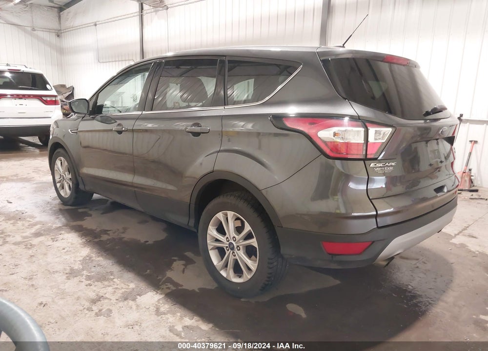 2017 FORD ESCAPE SE VIN: 1FMCU0GD3HUD92546