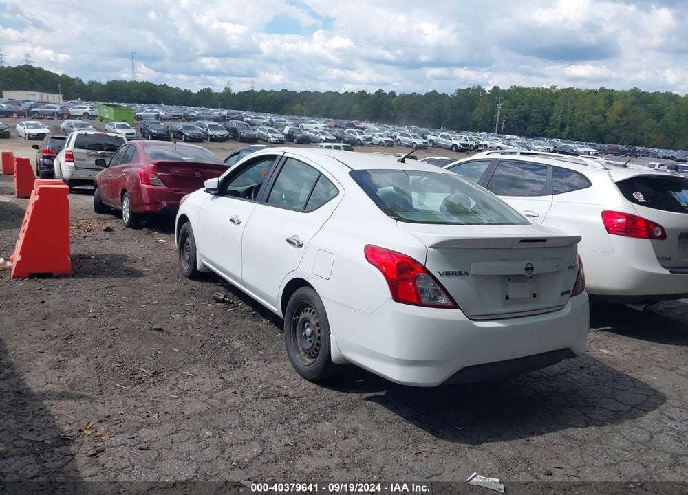 2015 NISSAN VERSA 1.6 SV VIN: 3N1CN7AP0FL844864