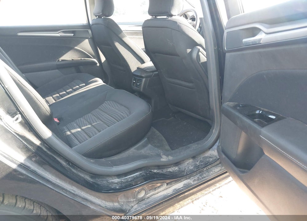 2016 FORD FUSION SE VIN: 3FA6P0H74GR381066