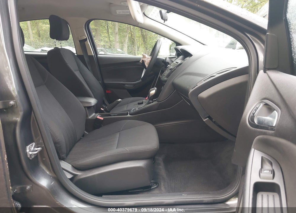 2016 FORD FOCUS SE VIN: 1FADP3KE8GL224381