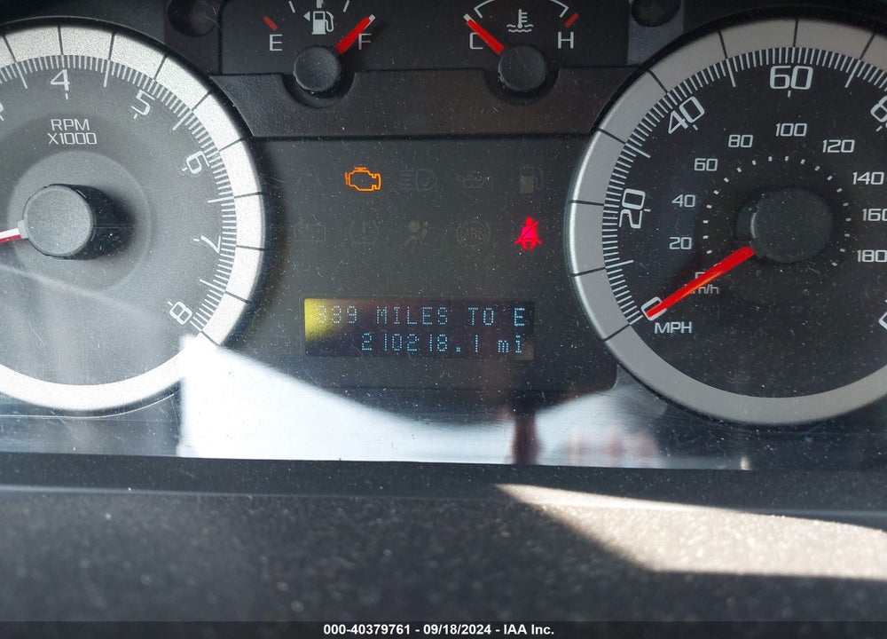 2008 FORD ESCAPE LIMITED VIN: 1FMCU04198KB45800