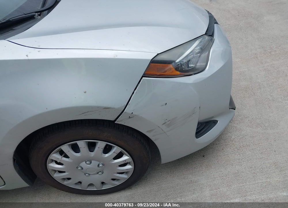 2019 TOYOTA COROLLA LE VIN: 5YFBURHE0KP946321