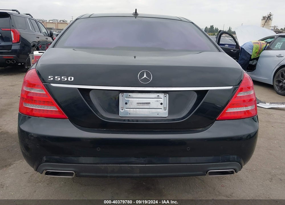 2012 MERCEDES-BENZ S 550 VIN: WDDNG7DB8CA471601