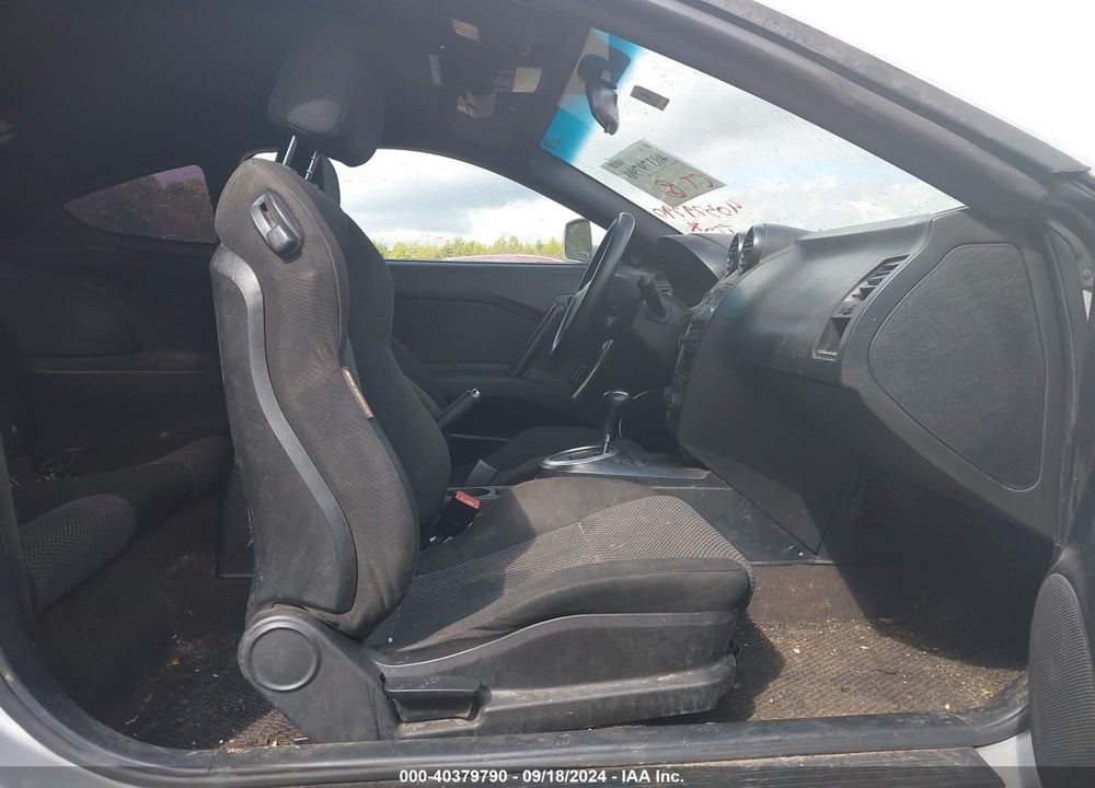 2004 HYUNDAI TIBURON VIN: KMHHN65F84U153563