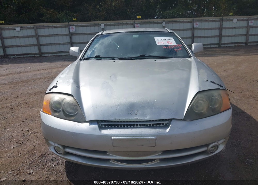 2004 HYUNDAI TIBURON VIN: KMHHN65F84U153563