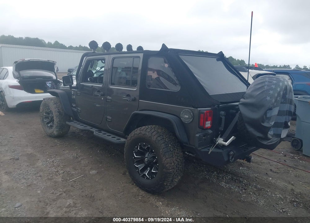 2017 JEEP WRANGLER UNLIMITED SAHARA 4X4 VIN: 1C4BJWEG7HL629540