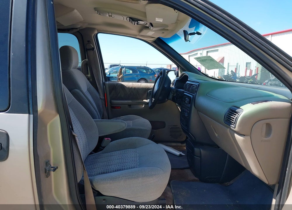 1998 CHEVROLET VENTURE VIN: 1GNDX03E7WD300079