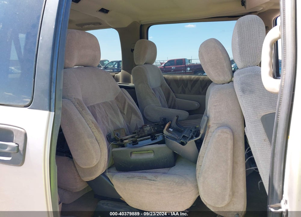 1998 CHEVROLET VENTURE VIN: 1GNDX03E7WD300079