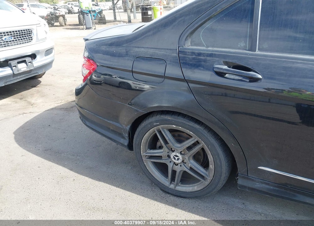 2009 MERCEDES-BENZ C 350 SPORT VIN: WDDGF56X39R050727