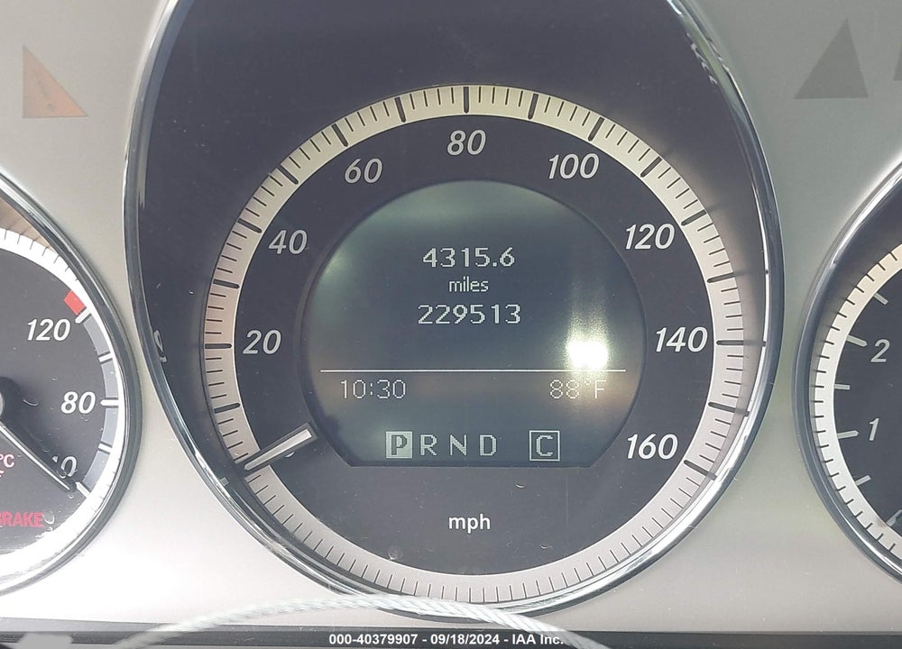 2009 MERCEDES-BENZ C 350 SPORT VIN: WDDGF56X39R050727
