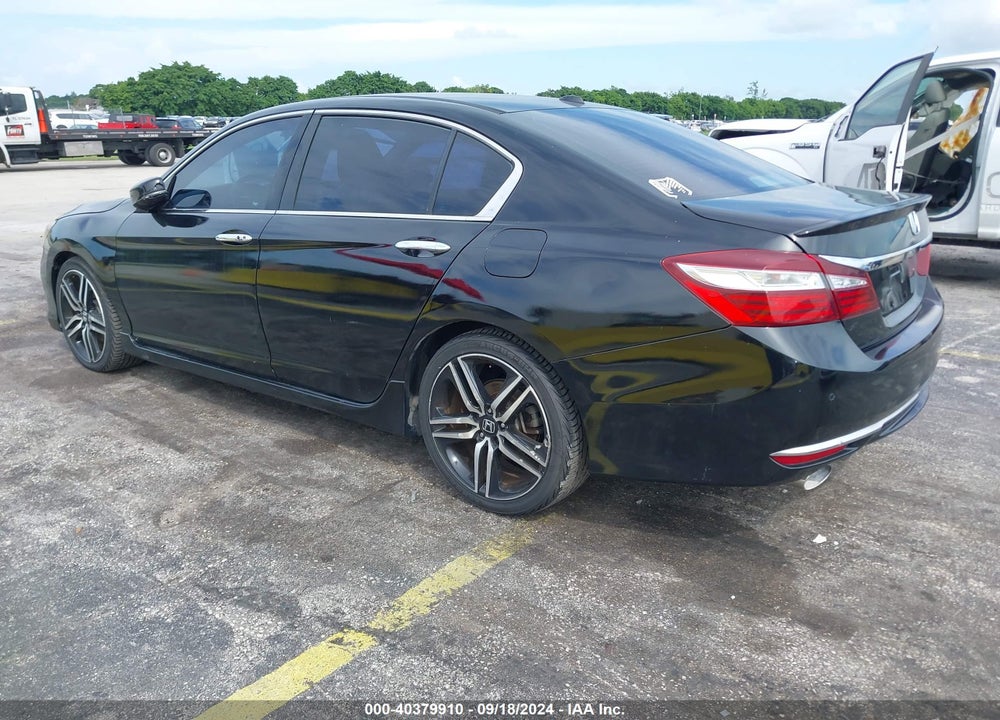 2016 HONDA ACCORD TOURING VIN: 1HGCR3F97GA020228