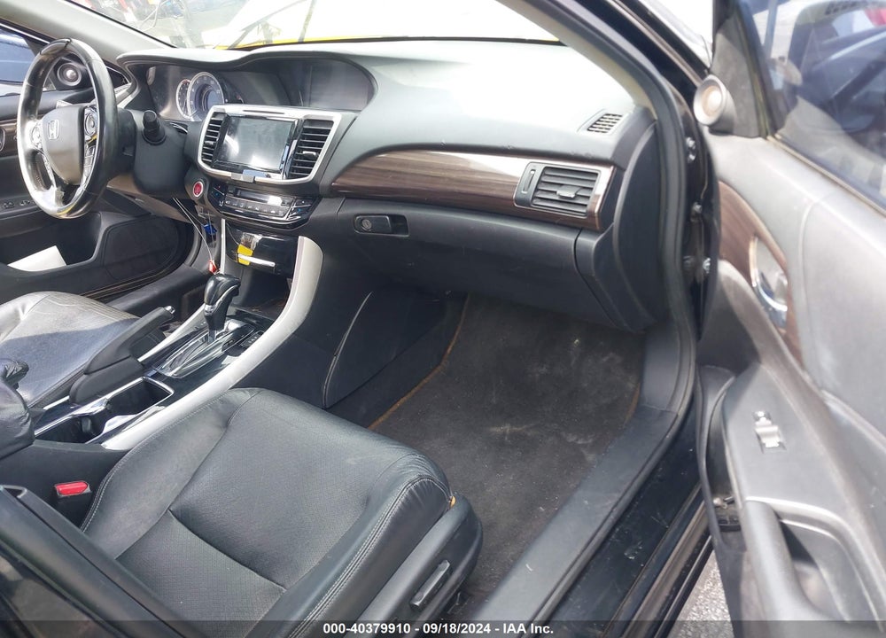 2016 HONDA ACCORD TOURING VIN: 1HGCR3F97GA020228
