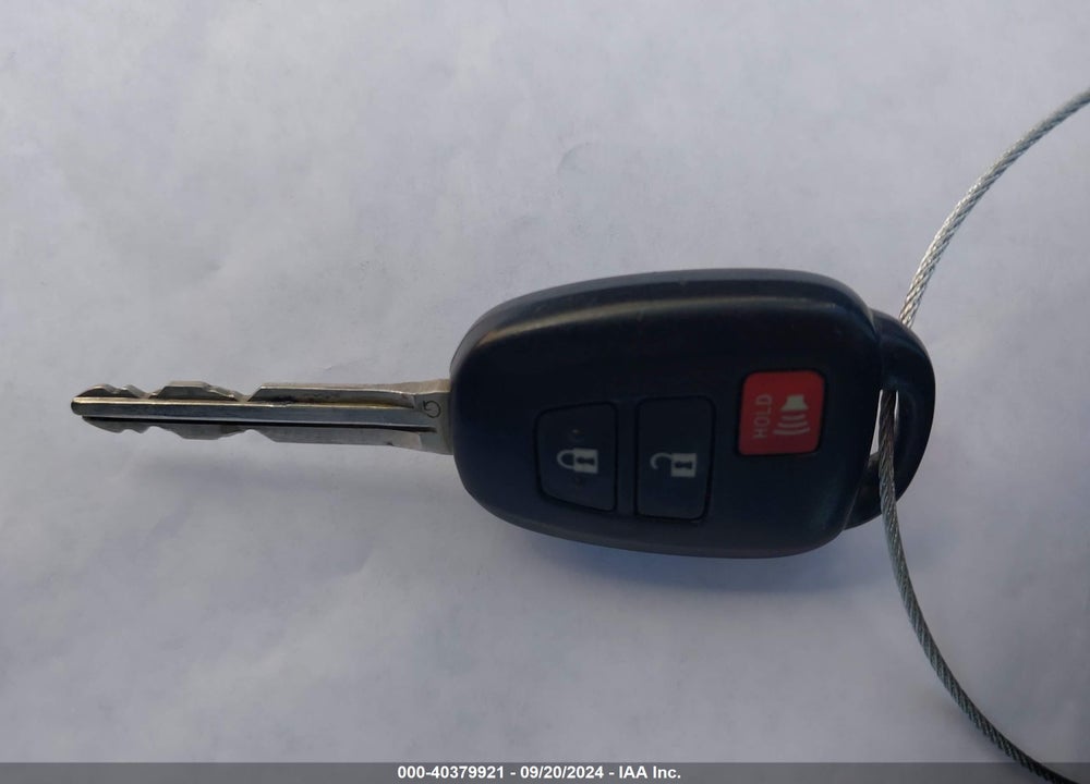 2012 TOYOTA PRIUS C TWO VIN: JTDKDTB3XC1504463