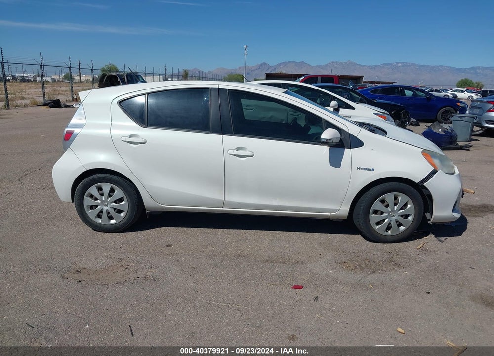 2012 TOYOTA PRIUS C TWO VIN: JTDKDTB3XC1504463