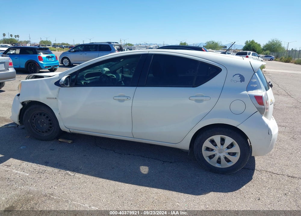 2012 TOYOTA PRIUS C TWO VIN: JTDKDTB3XC1504463
