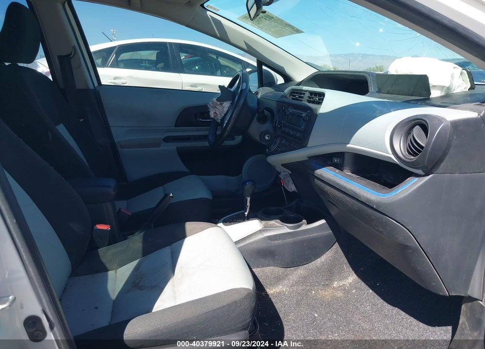 2012 TOYOTA PRIUS C TWO VIN: JTDKDTB3XC1504463