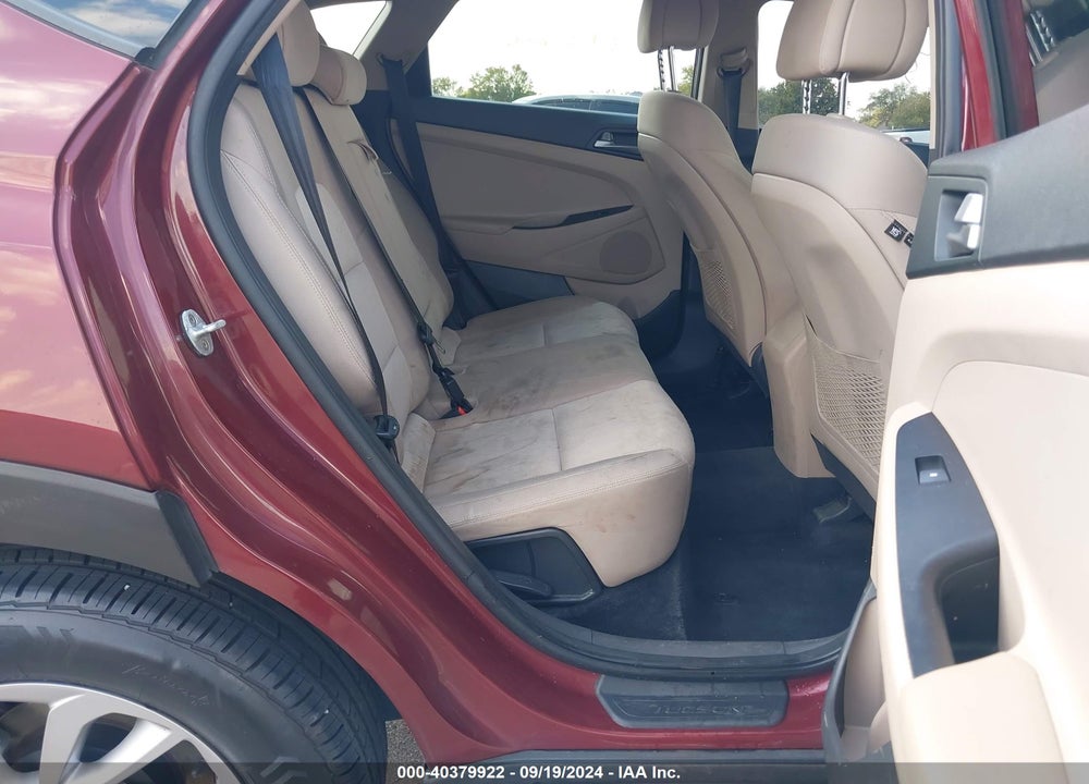 2017 HYUNDAI TUCSON SE VIN: KM8J33A49HU295209