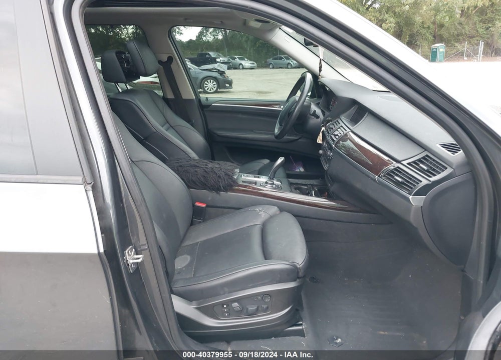 2011 BMW X5 XDRIVE35D VIN: 5UXZW0C56BL656412