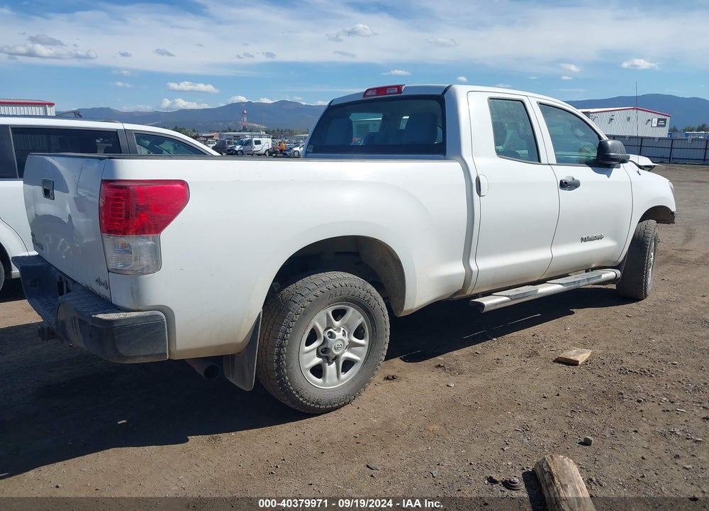 2011 TOYOTA TUNDRA GRADE 4.6L V8 VIN: 5TFUM5F19BX024617