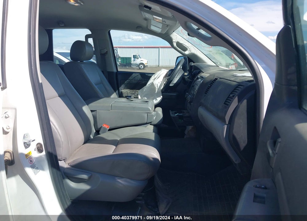 2011 TOYOTA TUNDRA GRADE 4.6L V8 VIN: 5TFUM5F19BX024617