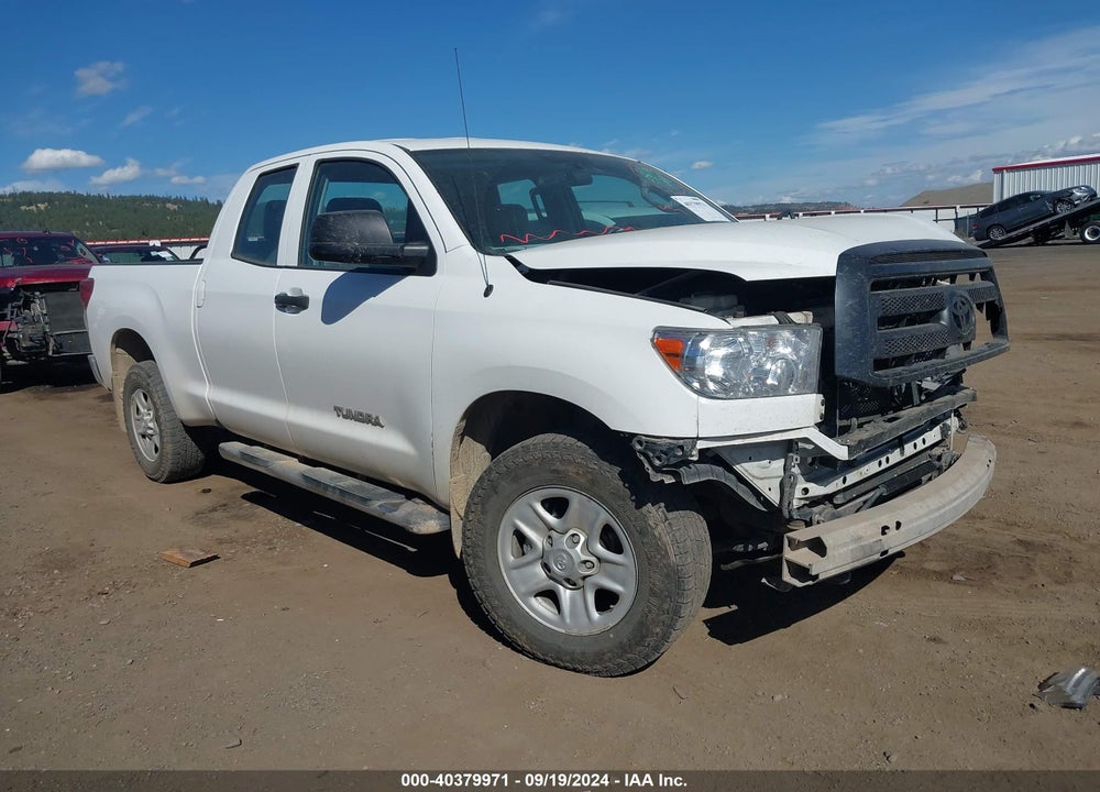 2011 TOYOTA TUNDRA GRADE 4.6L V8 VIN: 5TFUM5F19BX024617