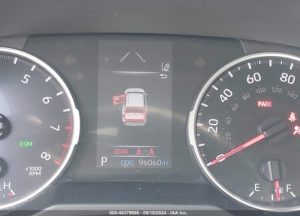 2019 TOYOTA RAV4 XLE VIN: 2T3W1RFV8KW020753
