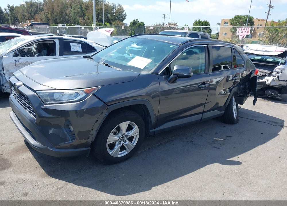2019 TOYOTA RAV4 XLE VIN: 2T3W1RFV8KW020753