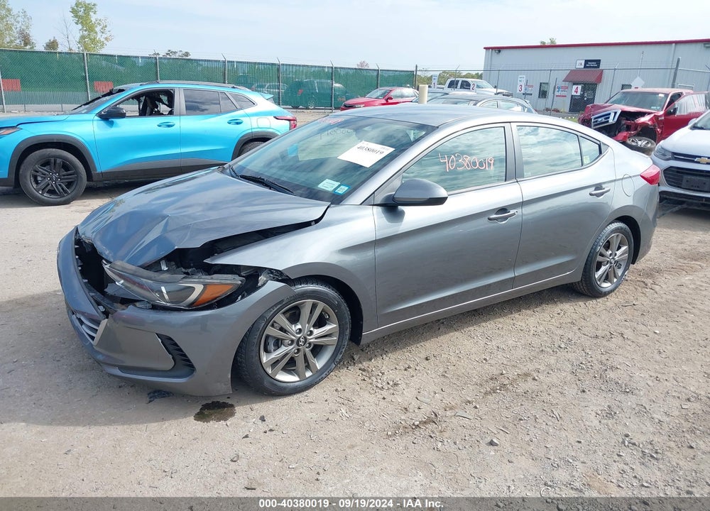 2018 HYUNDAI ELANTRA SEL VIN: 5NPD84LF2JH365303