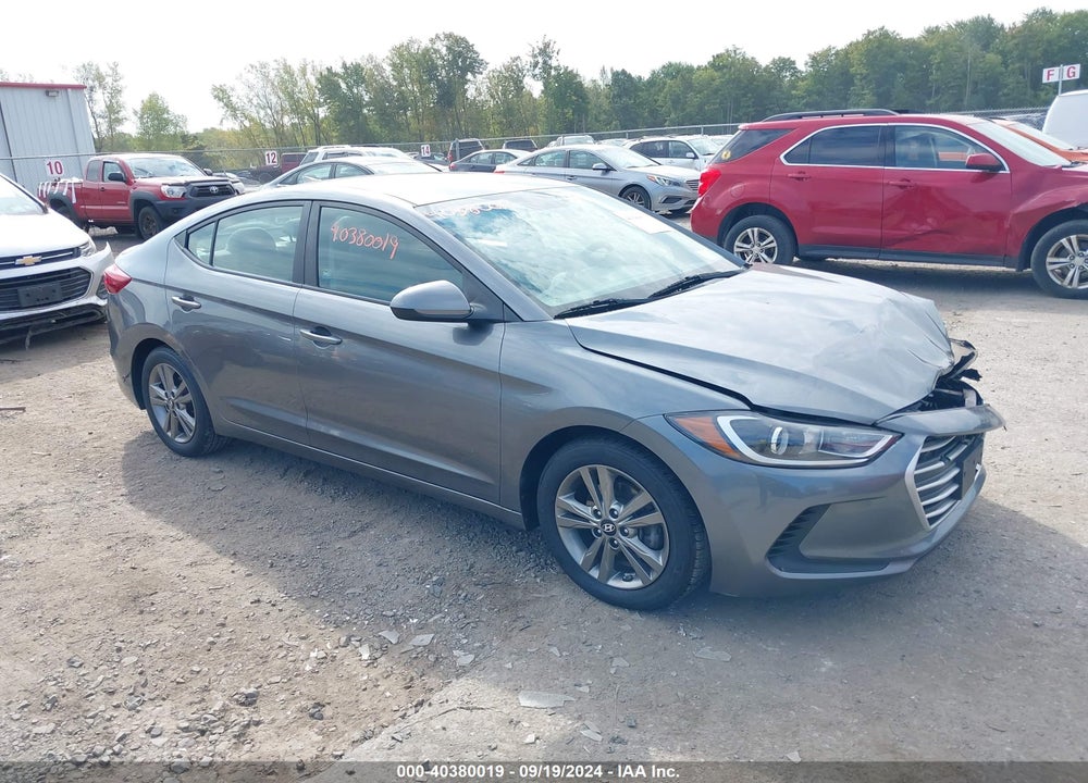 2018 HYUNDAI ELANTRA SEL VIN: 5NPD84LF2JH365303
