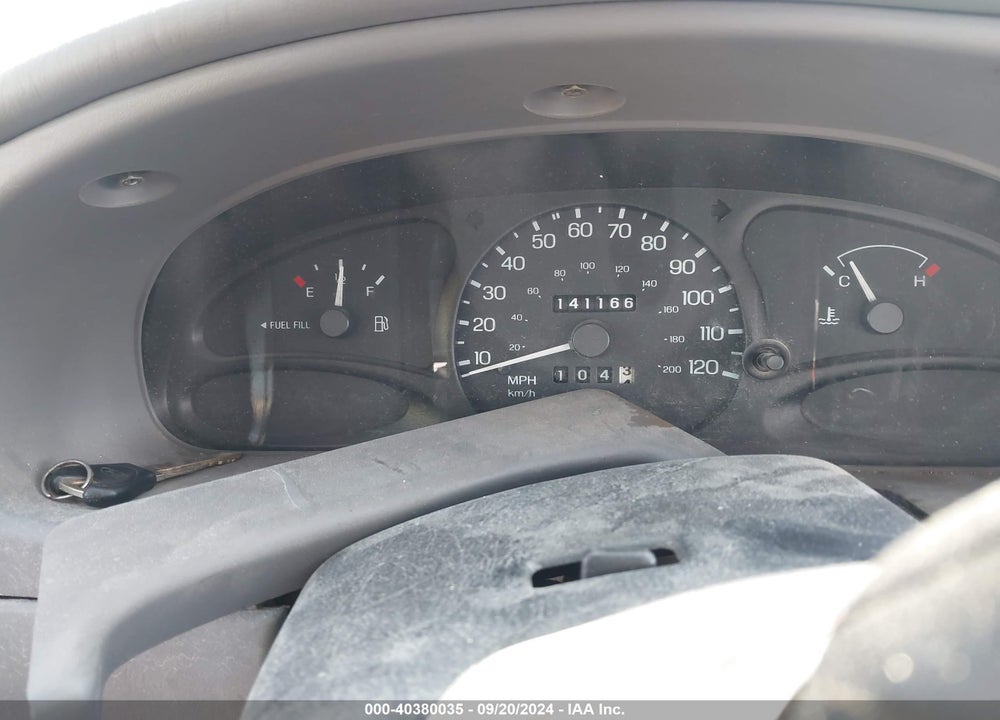 2001 FORD ESCORT VIN: 3FAFP13P21R217142