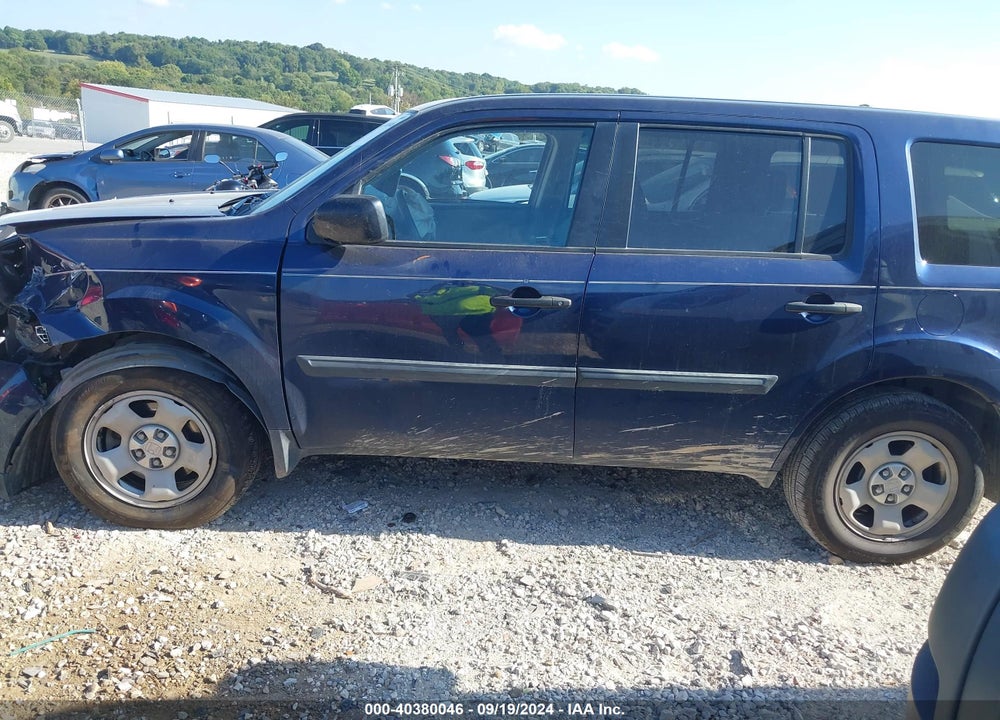 2014 HONDA PILOT LX VIN: 5FNYF4H2XEB027097