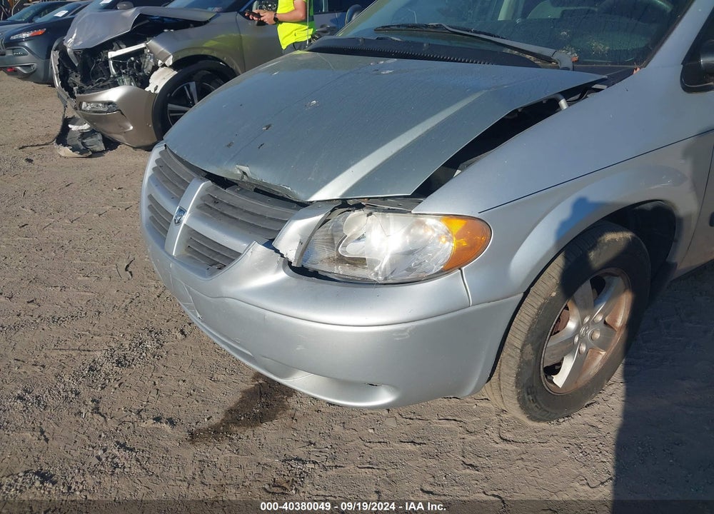 2005 DODGE CARAVAN SXT VIN: 1D4GP45R15B393059