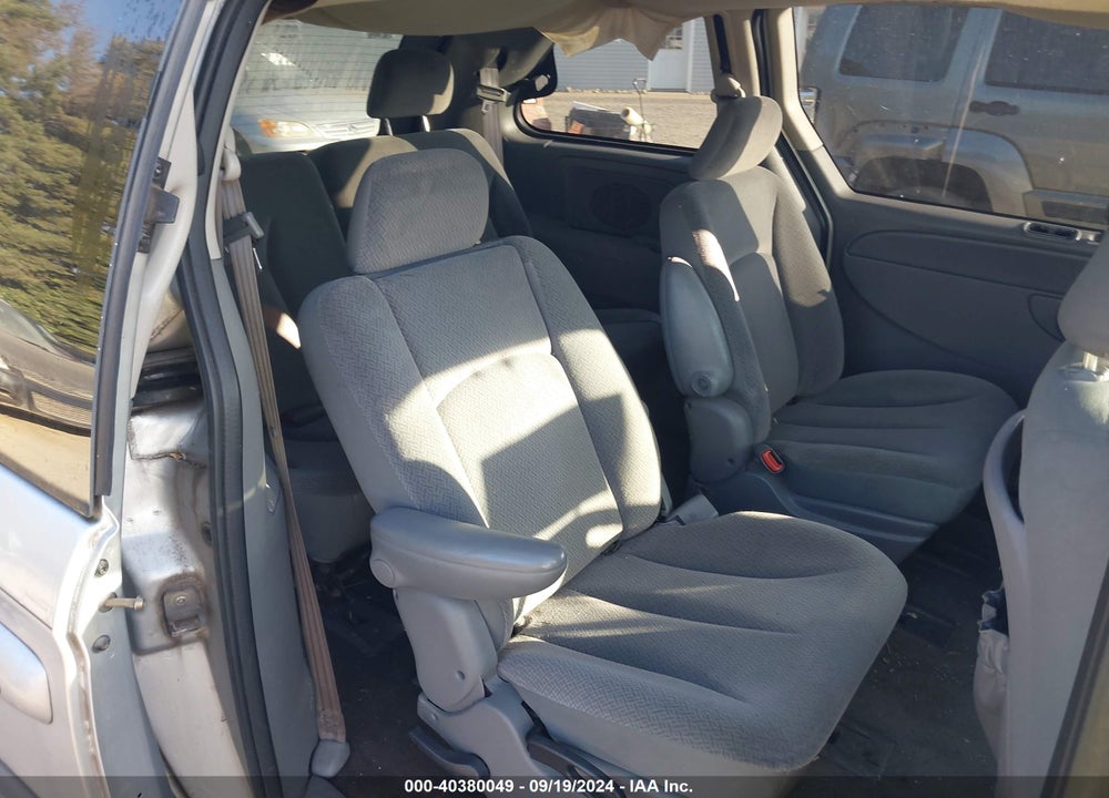 2005 DODGE CARAVAN SXT VIN: 1D4GP45R15B393059