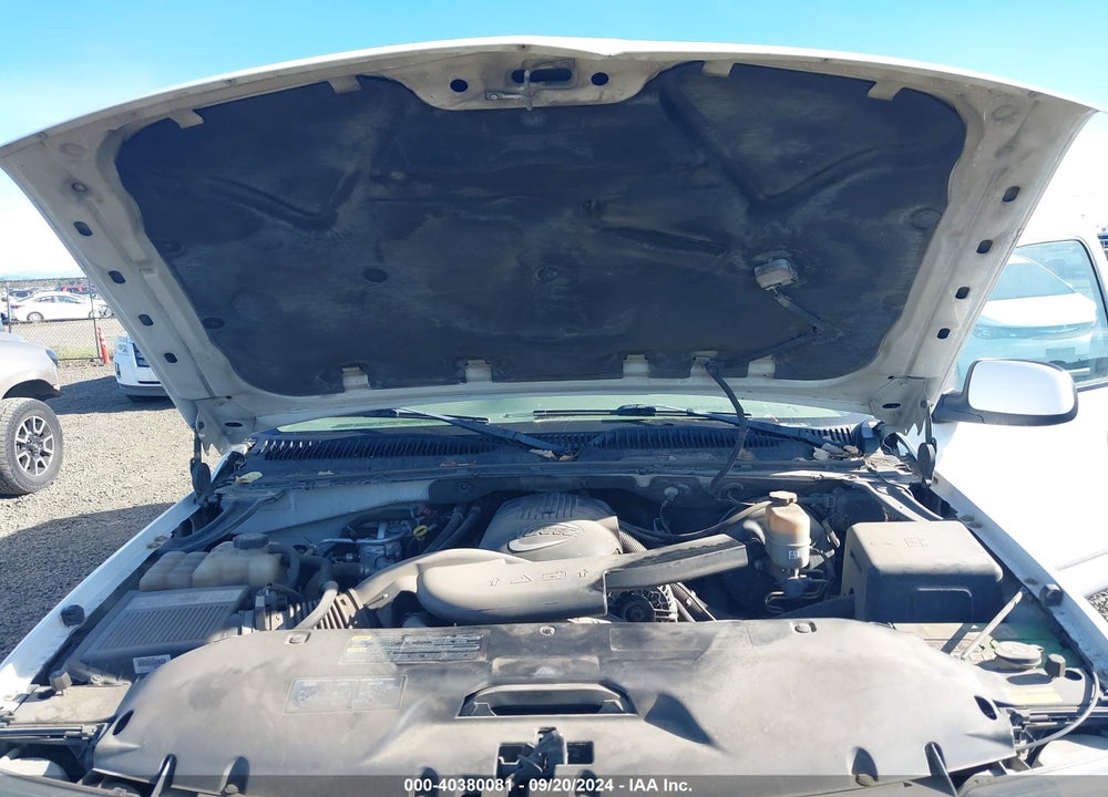 2002 CHEVROLET SUBURBAN 1500 LT VIN: 3GNFK16Z42G320234
