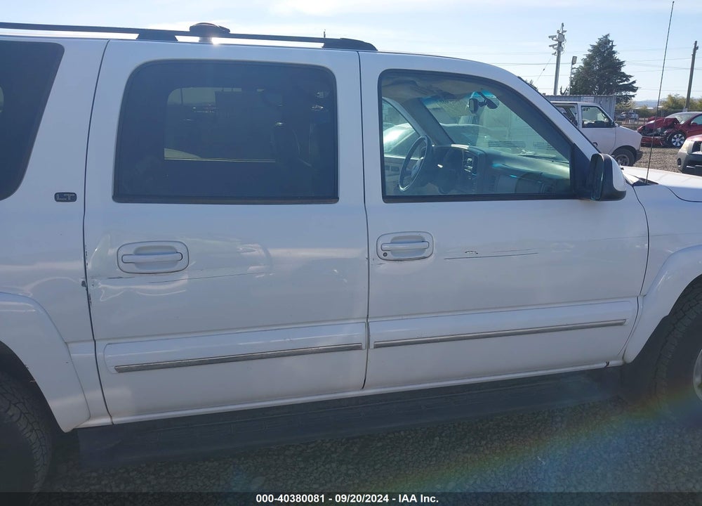 2002 CHEVROLET SUBURBAN 1500 LT VIN: 3GNFK16Z42G320234