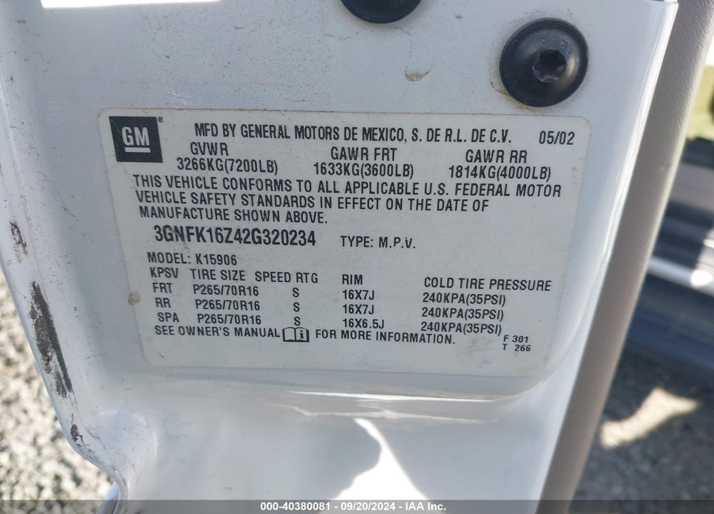 2002 CHEVROLET SUBURBAN 1500 LT VIN: 3GNFK16Z42G320234