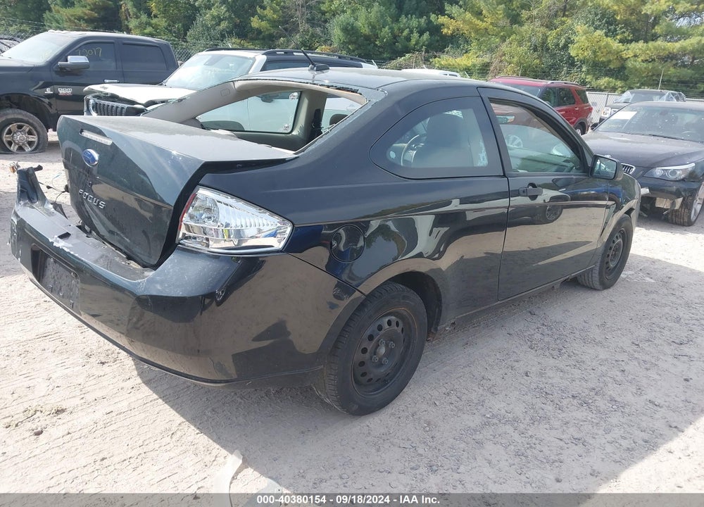 2008 FORD FOCUS S VIN: 1FAHP32N08W279375