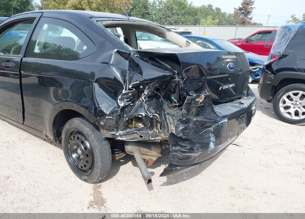 2008 FORD FOCUS S VIN: 1FAHP32N08W279375