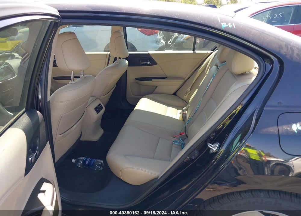 2016 HONDA ACCORD EX-L VIN: 1HGCR2F82GA032045