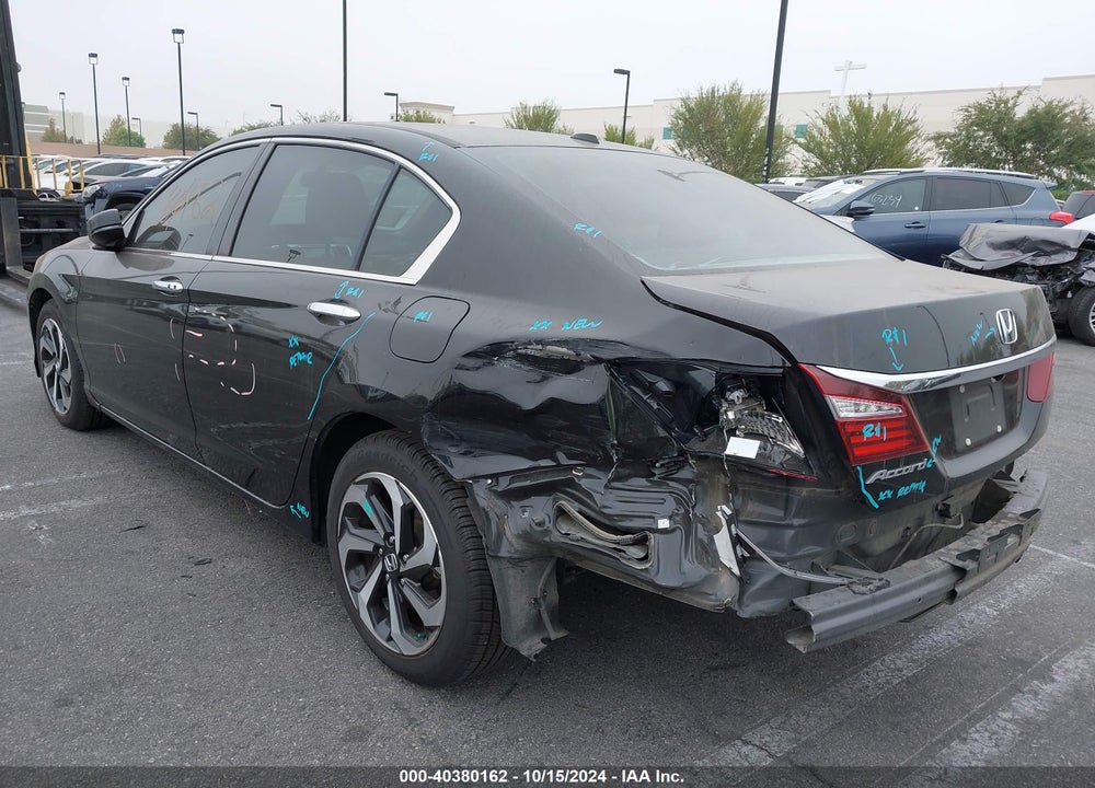 2016 HONDA ACCORD EX-L VIN: 1HGCR2F82GA032045