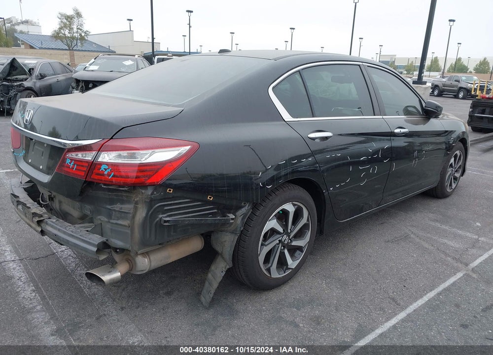 2016 HONDA ACCORD EX-L VIN: 1HGCR2F82GA032045