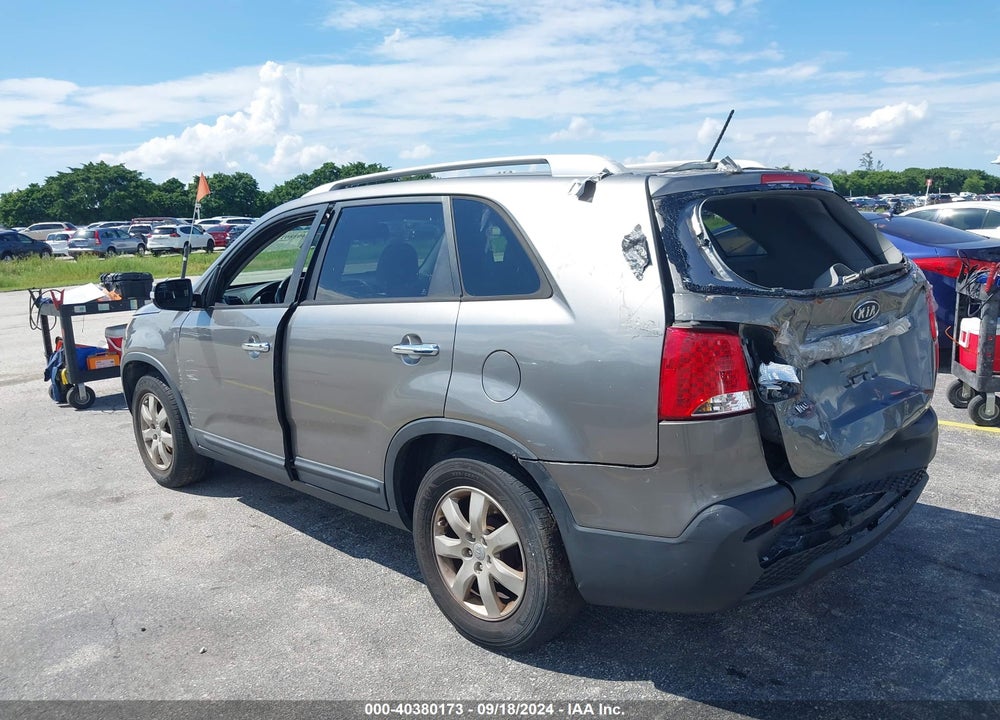 2012 KIA SORENTO LX VIN: 5XYKT3A62CG237754