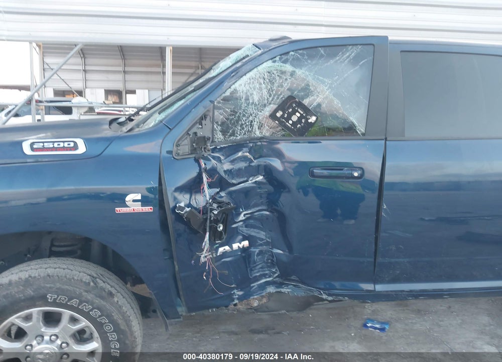 2024 RAM 2500 LAIE  4X4 6'4 BOX VIN: 3C6UR5FL5RG163619