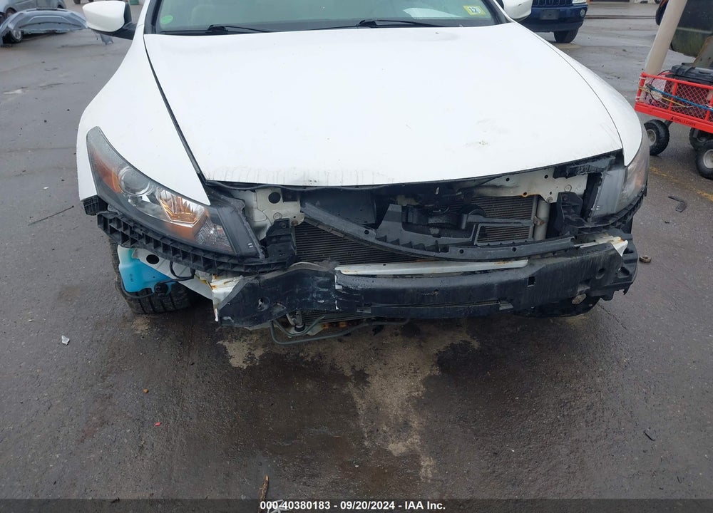 2009 HONDA ACCORD 2.4 LX-S VIN: 1HGCS123X9A018793