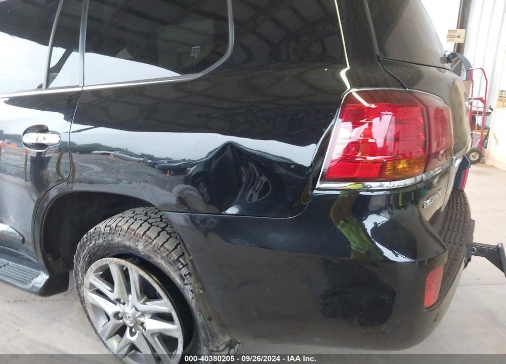 2009 LEXUS LX 570 VIN: JTJHY00W694025178